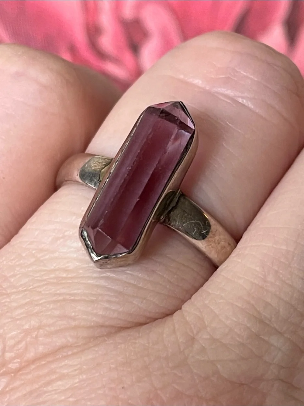 Vintage stamped 925 sterling silver & faceted purple stone ring sz 8.25-8.5
